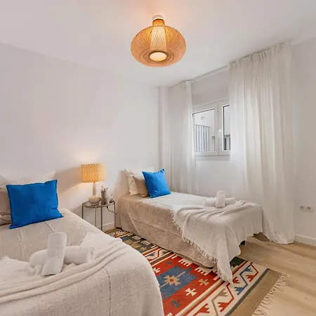 New Stylish Sunny Escape W Terrace & Pool